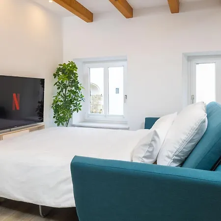 Apartment Stadtmauer - Stilvolle Mit King Bett Direkt An Der Historischen Stadtmauer