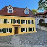 Apartamento Stadtmauer - Stilvolle Mit King Bett Direkt An Der Historischen Stadtmauer
