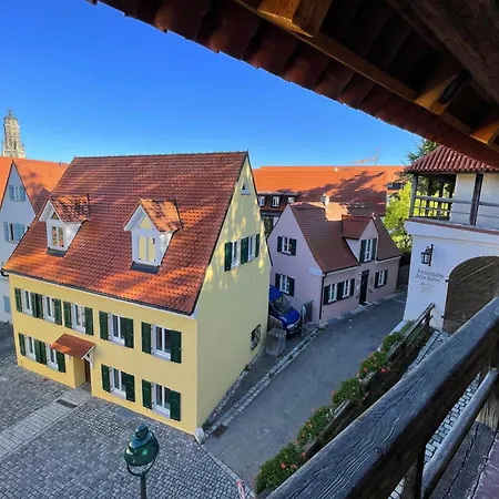 Stadtmauer - Stilvolle Mit King Bett Direkt An Der Historischen Stadtmauer Apartamento *